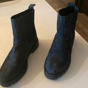 Water resistant jk ankle boots with lug sole